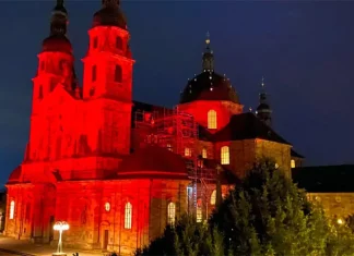 Red Wednesday – Zeichen setzen für verfolgte Christen